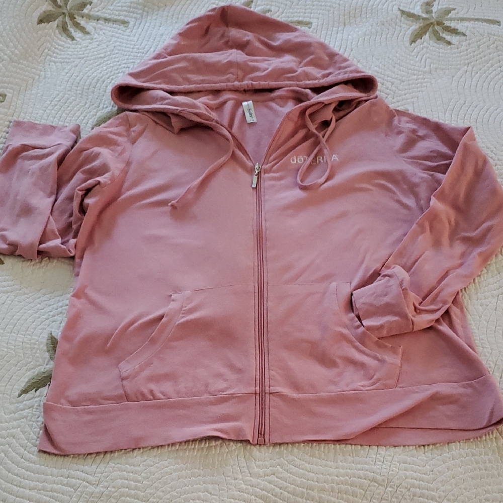 Lightweight doTERRA hoodie